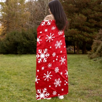Luxurious Christmas Throw Blanket for Warm Cozy Nights