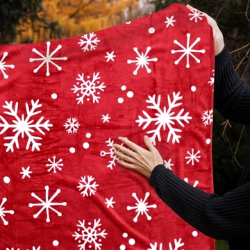 Luxurious Christmas Throw Blanket for Warm Cozy Nights