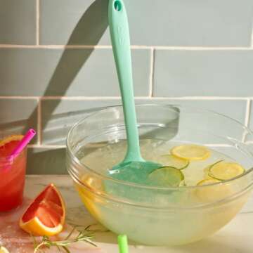 GIR: Get It Right Silicone Soup Ladle - Non-stick Heat Resistant Seamless Kitchen Cooking Serving for Soups, Chili, Sauces, Batter, and More - Ultimate, Mint