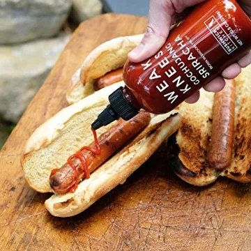 Weak Knees Gochujang Sriracha Hot Sauce 10.5oz Easy Squeeze Bottle