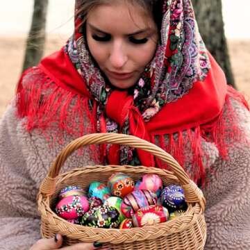 VESPLO Hand Painted Wooden Easter Eggs - Vibrant Decor