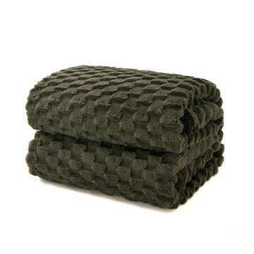 EXQ Home Fleece Throw Blanket - 3D Jacquard Cozy Flannel for All Seasons (50"×60", Dark Green)