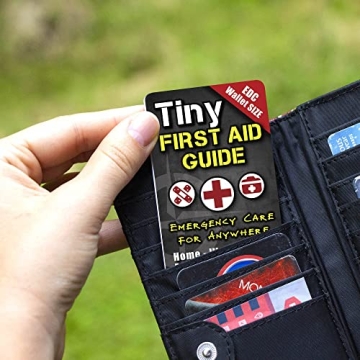 Essential Tiny First Aid Guide for Emergencies Anywhere