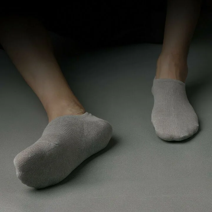 IDEGG No Show Socks for Men & Women - Invisible & Anti-Slid