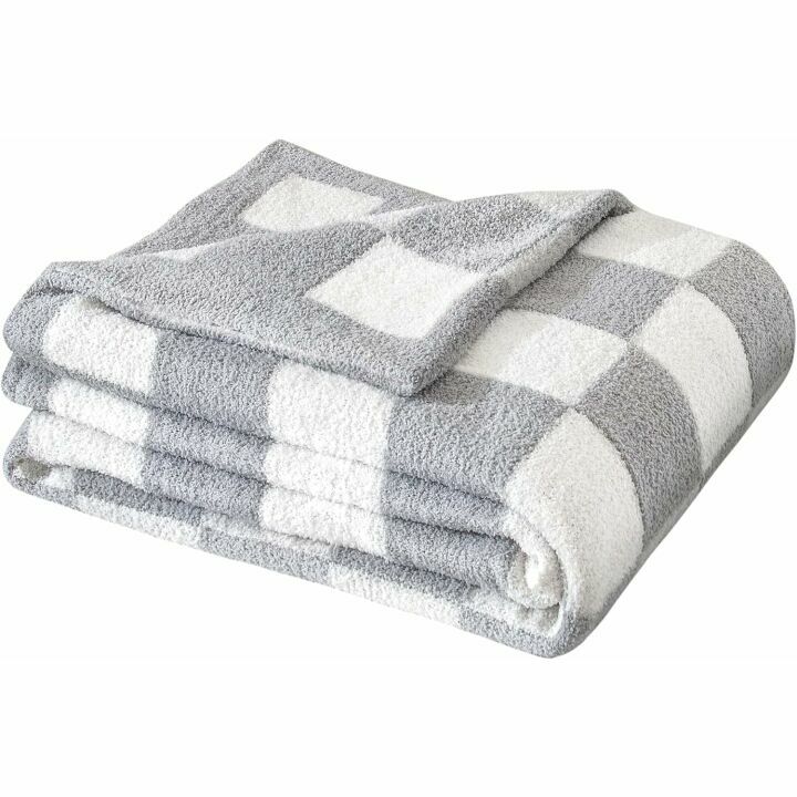 Cozy Reversible Checkered Throw Blanket - 60"×79"