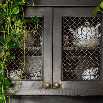 Yanxia Set of 12 -Sleek Round Antique Brass Cabinet Knobs - Retro and Minimalist Hardware for Stylish Home Enhancement - 1 Inch Diameter