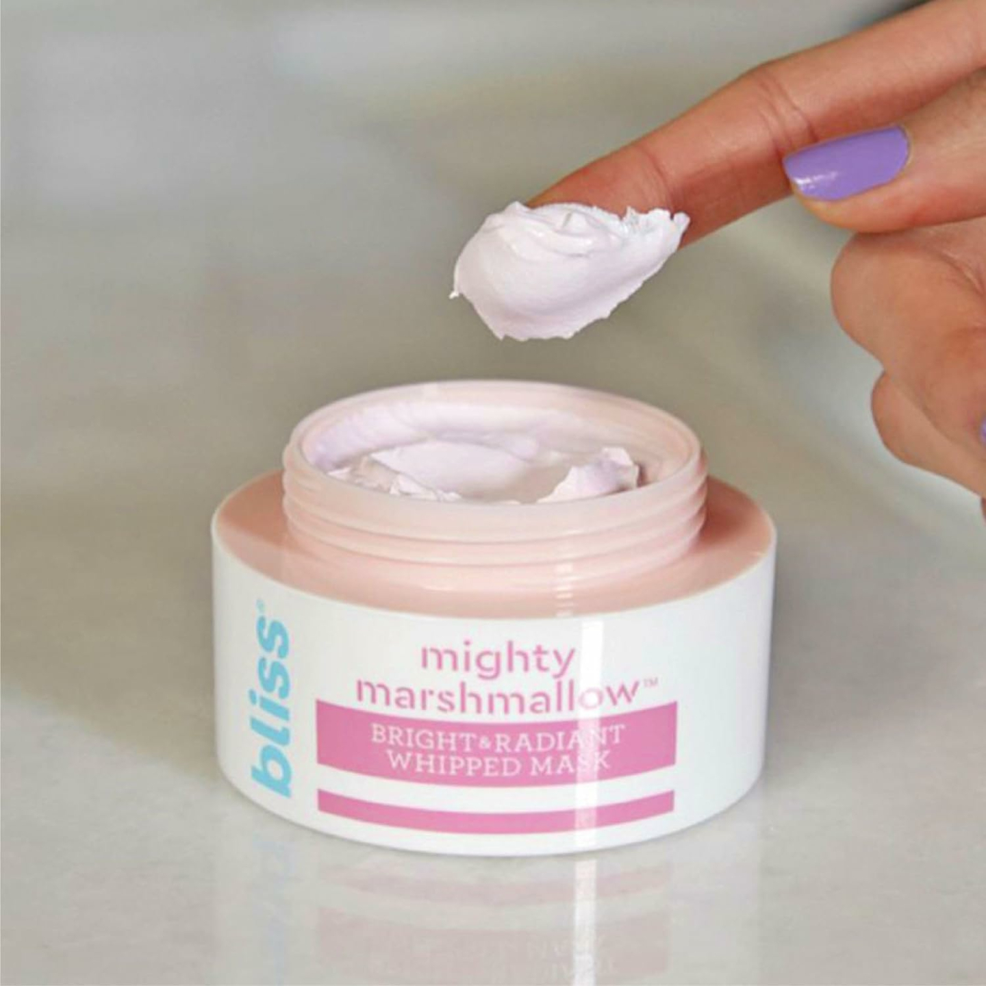 Brightening & Hydrating Face Mask for Luminous Skin