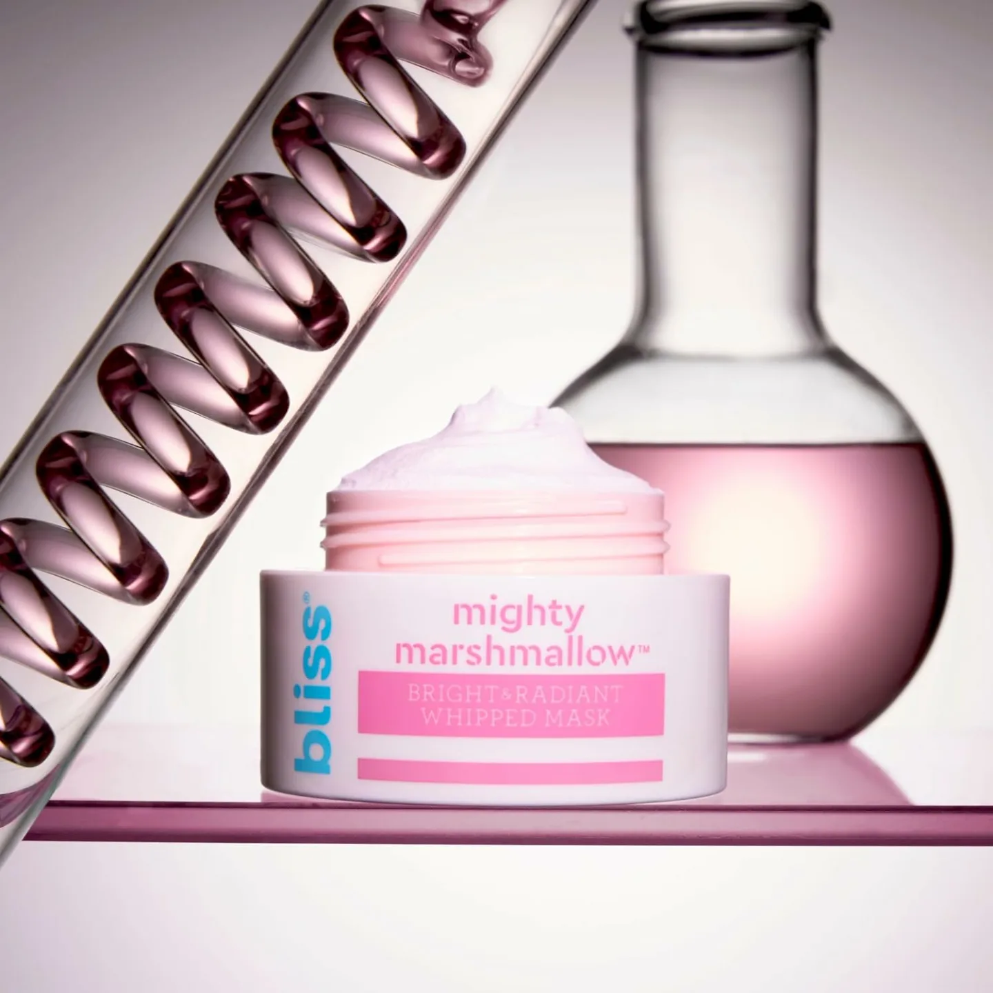 Brightening & Hydrating Face Mask for Luminous Skin