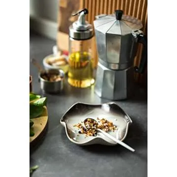 Miamolo Ceramic Spoon Holder for Stove Top, Cute Coffee Spoon Rest with Ruffled Edge for Coffee Bar, Cooking Stove Spoon Holder for Multiple Utensils, Modern Kitchen Decor Housewarming Christmas Gift