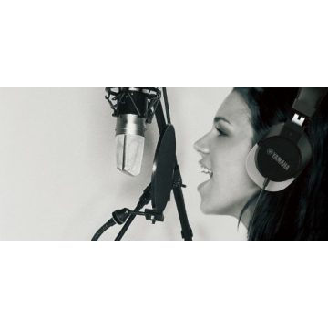 Yamaha HPH-MT120BL Headphones for Audiophiles