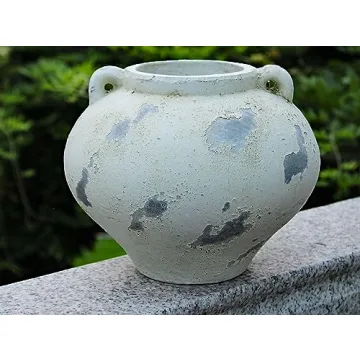 Vintage Terracotta Flower Pot with Loop Handles - Goodman and Wife