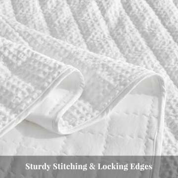 WARMDERN Waffle Weave Quilt Set King Size, Soft Lightweight Summer Classic Checkered Quilt White Bedding Bedspread Coverlet for All Seasons, Includes 1 Quilt (106" x 96") + 2 Pillow Shams (20" x 36")