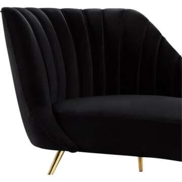 Luxurious Meridian Furniture Margo Velvet Chaise