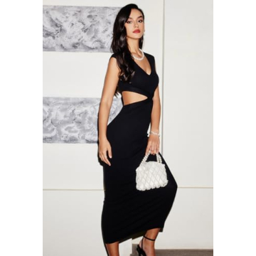 Elegant Pearl Clutch Purse for Events and Weddings