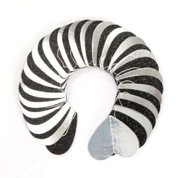 Elegant Black White-Silver Heart Garland for All Occasions
