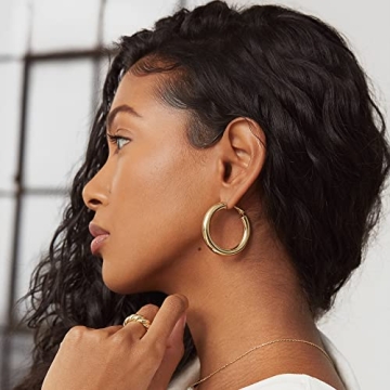 PAVOI Lightweight Gold Hoop Earrings for Effortless Style