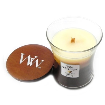 WoodWick Café Sweets Candle: Cozy Aromas & Elegant Design