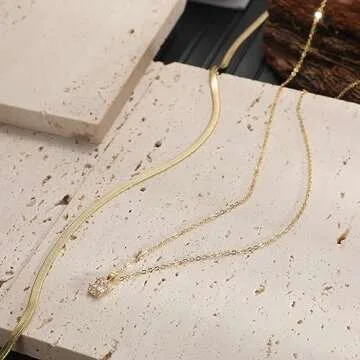 Kyerlyn Gold Necklace, Dainty Gold Layered Gold Plated Diamond Necklaces Simple CZ Solitaire Pendant Necklace Cute Gold Cubic Zirconia Chain Choker for Women Trendy Gold Jewelry Gift