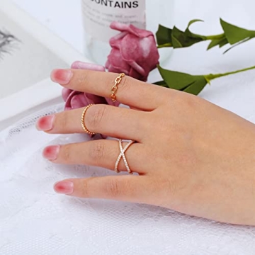 Stylish Tobeny 8PCS Gold Rings Set for Elegant Women