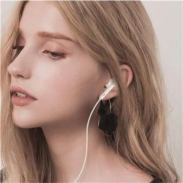Wired Headphones for iPhone - Noise Reduction & Mic