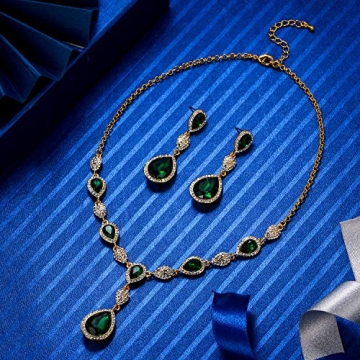Elegant Emerald Wedding Jewelry Set by EleQueen | Dangle Earrings