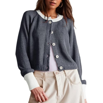 Stylish Women's Cropped Cardigan - Soft, Color Block, Fall Essential