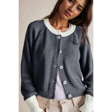 Women's Cropped Cardigan Sweaters Fall Fashion Essential