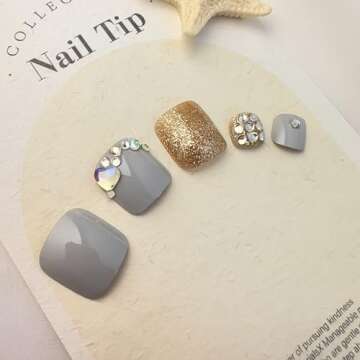 Press on Toenails Rhinestones Fake Toe Nails Bling False Toenails Glossy Full Cover Acrylic Toenails with Design Glod Glitter Toe Press on Nails Toe Nail Press ons for Women Manicure 24Pcs
