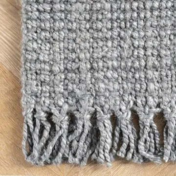 nuLOOM 3x5 Jute Tassel Rug for Farmhouse Style