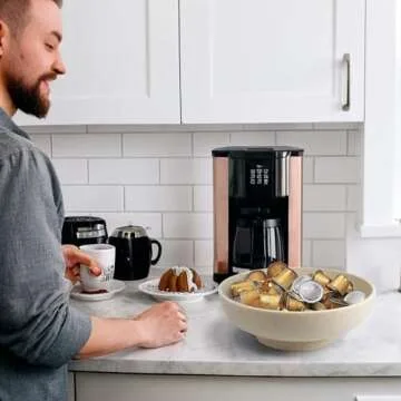 YMXYJM Large Decorative Bowl, Modern Handicraft Resin Bowls for Home Decor, Decorative Fruit Bowl for Kitchen Counter, Stylish Key Bowl for Entry Table, Artificial Stone Resin Beige