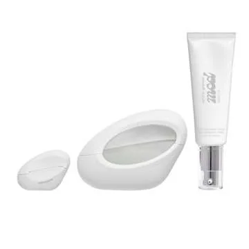 Ariana Grande Mod Vanilla Limited Edition Holiday Set – Includes Eau de Parfum, Hand and Body Crea...