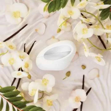 Ariana Grande Mod Vanilla Limited Edition Holiday Set – Includes Eau de Parfum, Hand and Body Cream, and Deluxe Mini Parfum