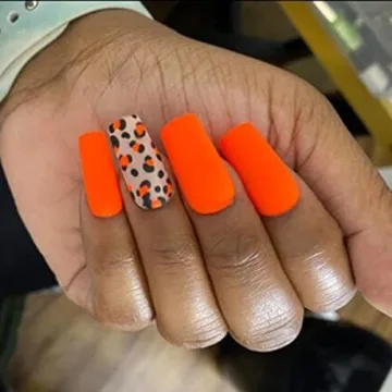 BTArtbox 500PCS Clear Fake Nails for Salon Quality Nail Art