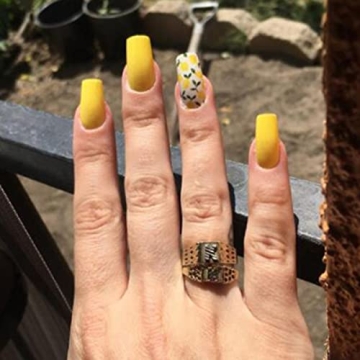 BTArtbox 500PCS Clear Fake Nails for Salon Quality Nail Art