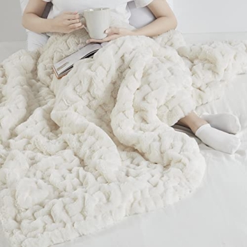 Madison Park Ivory Ruched Fur Throw Blanket: Cozy Luxury