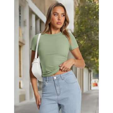 Trendy Queen Womens Basic T Shirts Summer Tops 2025 Crop Short Sleeve Y2k Tee Cute Gym Fashion Workout Clothes LightGreen M