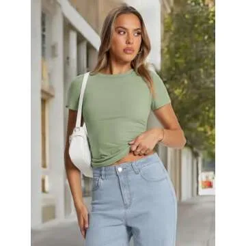 Trendy Queen Womens Basic T Shirts Summer Tops 2025 Crop Short Sleeve Y2k Tee Cute Gym Fashion Workout Clothes LightGreen M