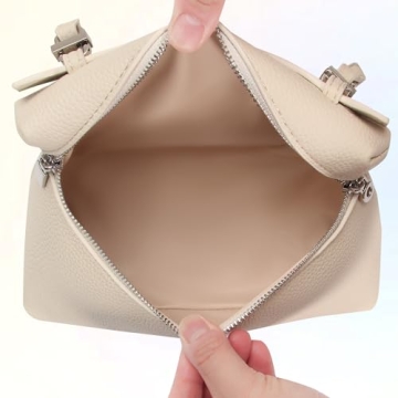 Stylish PILLME 2-Pack Crossbody Bags for Everyday Use