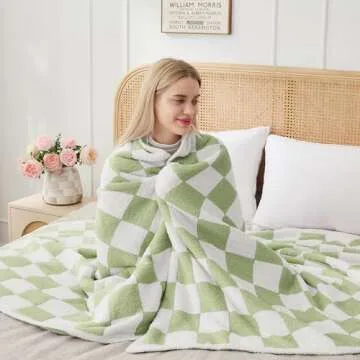 Super Soft Luxurious Warm Checkered Throw Blanket - Reversible for Couch, Bed, Sofa - 50x60 Inches - Green and White