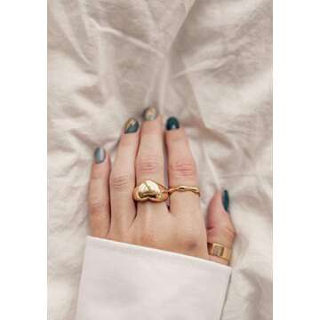 Happiness Boutique Women Chunky Heart Ring Gold Color Signet Ring Stainless Steel Jewelry