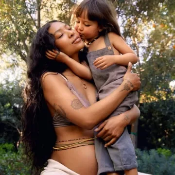 Pipette Belly Butter for Pregnant Moms & New Mothers