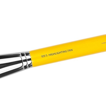 Bdellium Tools 941 Tapered Highlighting Makeup Brush