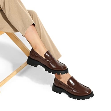 Chic DREAM PAIRS Women’s Loafers for Comfort and Style