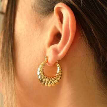 STORUP Chunky Gold Earrings for Women, Lightweight 18k Gold Filled Chunky Earrings Dainty Bold Thick Hoops Shrimp Earrings Croissant Earrings for Women Teens Trendy Fashion Gold Earrings Jewelry Gifts