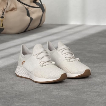 New Balance Women's Fresh Foam Roav V1 - Comfort & Style