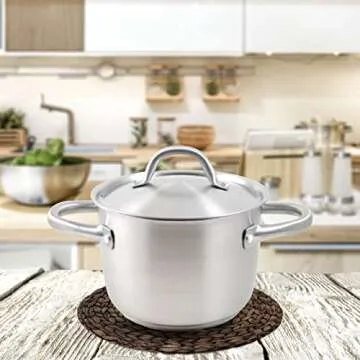 BARIEN Rustic Woven Placemats Set 6 Natural Water Hyacinth