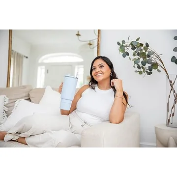 Ello 40oz Tumbler with Carry Loop & Insulated Design