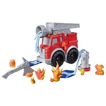 Play-Doh Wheels Fire Engine Set with Non-Toxic Modeling Fun