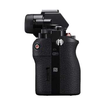 Sony a7R Full-Frame Mirrorless Digital Camera - Exceptional Quality for Creatives