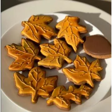 LUBTOSMN Fall Leaf Cookie Cutter Set-4 Piece-Maple Leaf, Oak Leaf, Leaf Shapes-Diswasher Safe-Fall Holiday Cookie Cutters Shapes for Baking